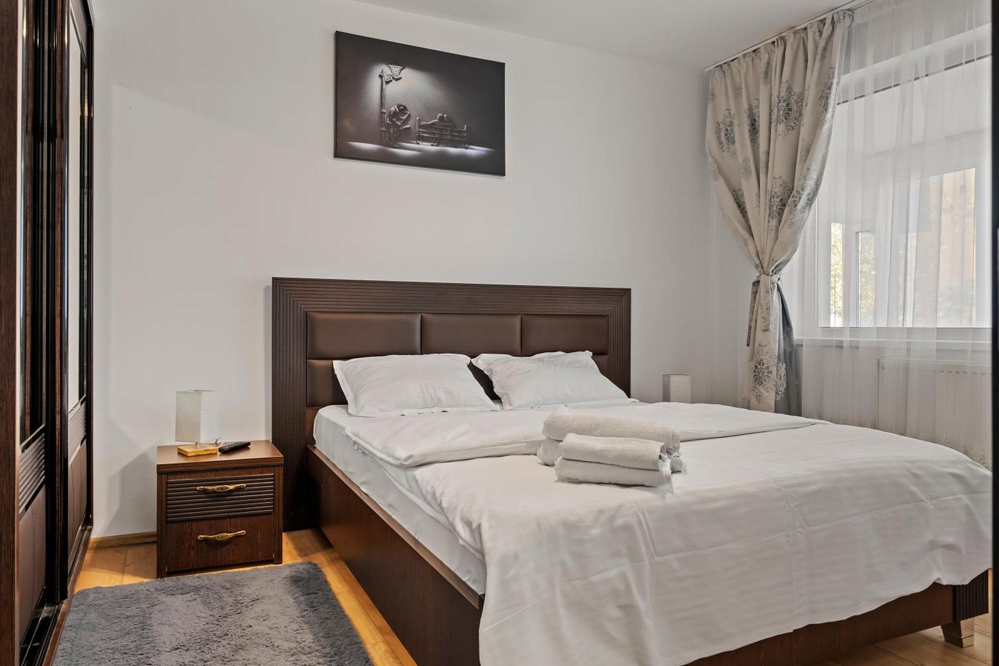 Apartament De Lux Drumul Taberei Бухарест Екстер'єр фото